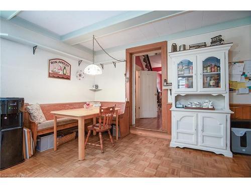 131 Rattenbury Street E, Clinton, ON - Indoor Photo Showing Dining Room