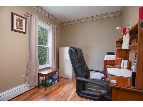 131 Rattenbury Street E, Clinton, ON - Indoor Photo Showing Office