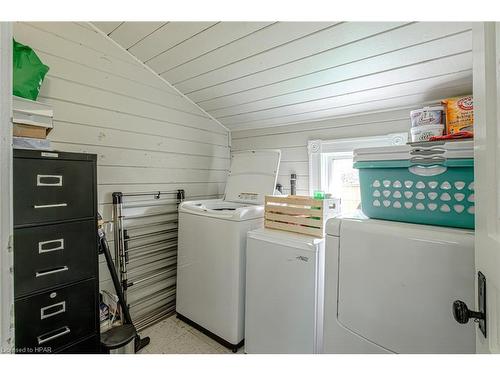 145 Victoria Avenue E, Crediton, ON - Indoor Photo Showing Laundry Room