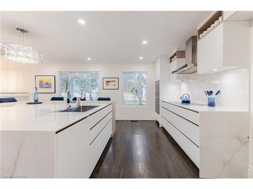 6498 Talbot Trail, Merlin, ON - Indoor Photo Showing Kitchen