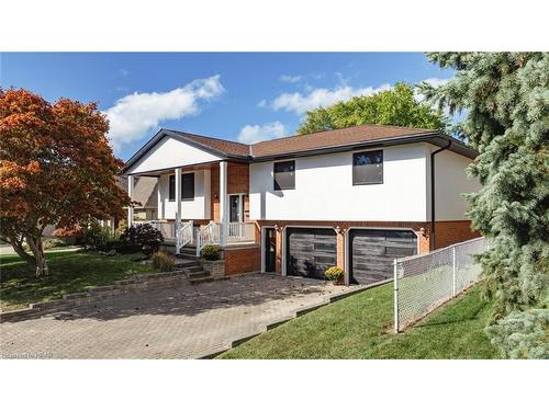 30 Leonard Drive, Goderich, ON - Outdoor