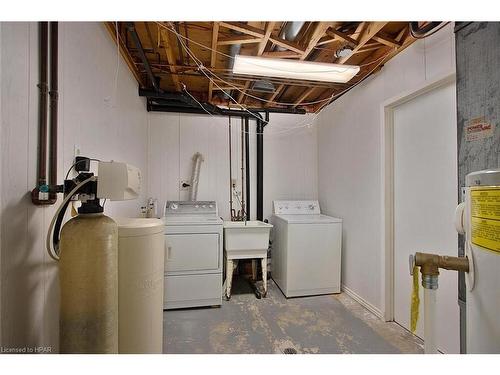 14 Murray Hill Road, Stratford, ON - Indoor Photo Showing Laundry Room