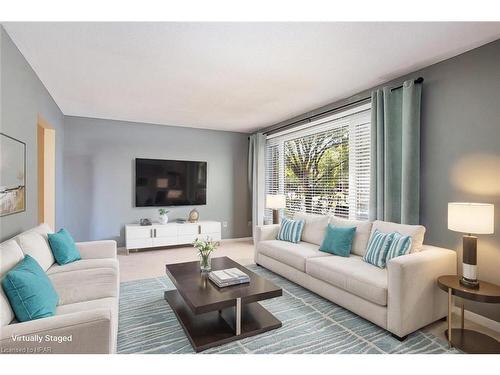 14 Murray Hill Road, Stratford, ON - Indoor Photo Showing Living Room