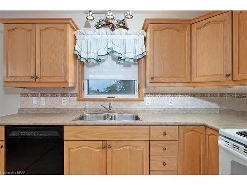 34-30 Ann Street, St. Marys, ON - Indoor Photo Showing Kitchen With Double Sink