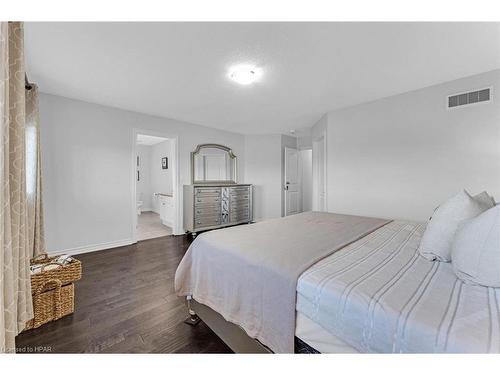 11 Netherwood Road, Kitchener, ON - Indoor Photo Showing Bedroom