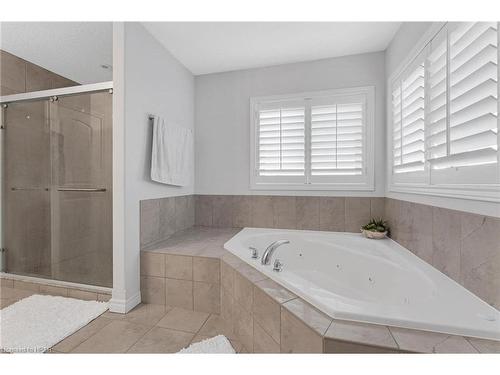 11 Netherwood Road, Kitchener, ON - Indoor Photo Showing Bathroom