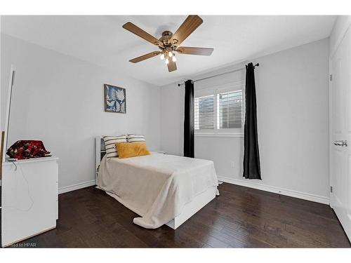 11 Netherwood Road, Kitchener, ON - Indoor Photo Showing Bedroom