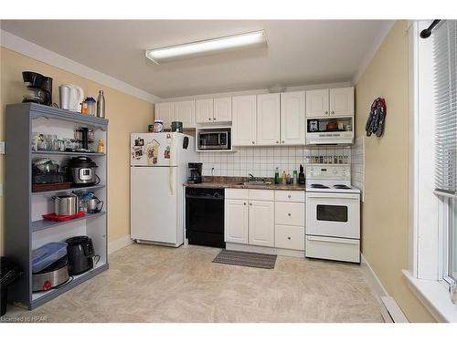 321 Huron St, Stratford, ON - Indoor Photo Showing Kitchen