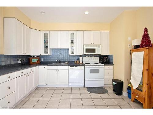 321 Huron St, Stratford, ON - Indoor Photo Showing Kitchen With Double Sink