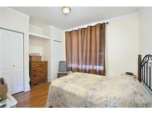 321 Huron St, Stratford, ON - Indoor Photo Showing Bedroom