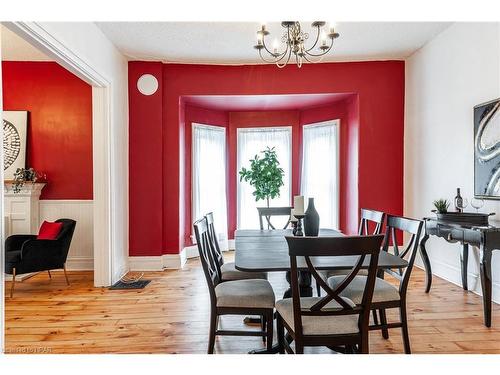 246 Wellington Street, Stratford, ON - Indoor Photo Showing Dining Room