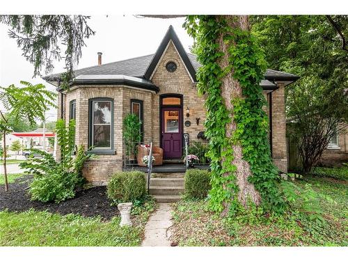 246 Wellington Street, Stratford, ON - Outdoor With Facade