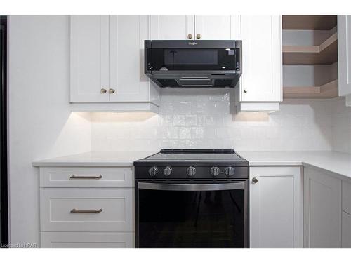 7 Nelson Street, Mitchell, ON - Indoor Photo Showing Kitchen