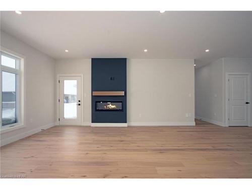 7 Nelson Street, Mitchell, ON - Indoor With Fireplace