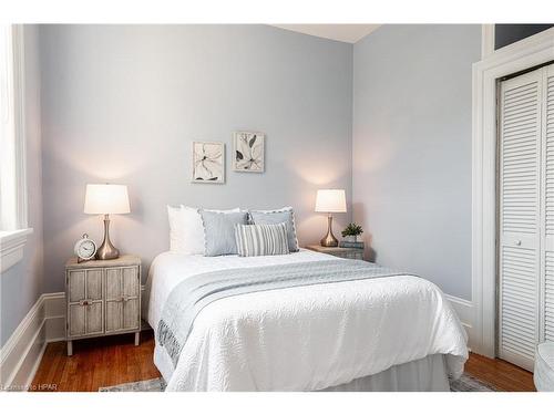 62 Falstaff Street, Stratford, ON - Indoor Photo Showing Bedroom