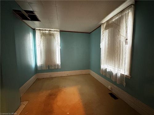 379 Frances Street, Wingham, ON - Indoor Photo Showing Other Room