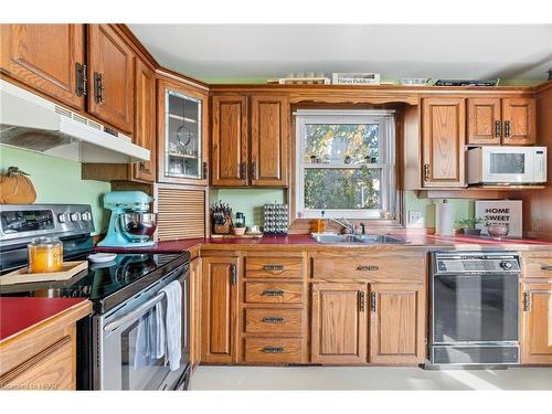 80 Picton Street E, Goderich, ON - Indoor Photo Showing Kitchen With Double Sink