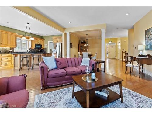 40 North Pointe Drive, Stratford, ON - Indoor Photo Showing Living Room