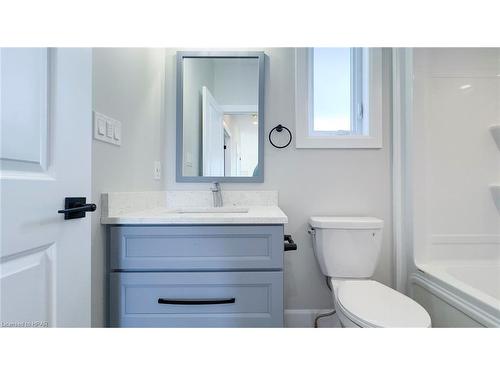 467 Woodridge Drive, Goderich, ON - Indoor Photo Showing Bathroom