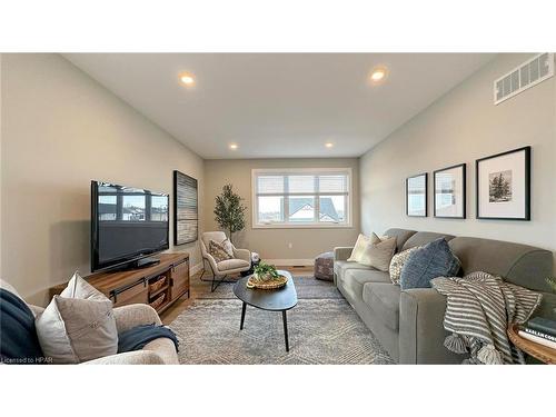 171 Kingfisher Lane, Goderich, ON - Indoor Photo Showing Living Room