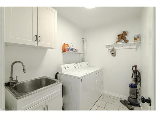 255 Water Street S, St. Marys, ON - Indoor Photo Showing Laundry Room