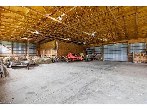 5481 Wellington Road 2, Minto Twp, ON - Indoor Photo Showing Garage