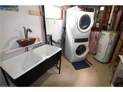 205 Bennett Street W, Goderich, ON - Indoor Photo Showing Laundry Room