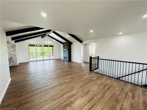 6450 Given Road, Minto Twp, ON - Indoor Photo Showing Other Room