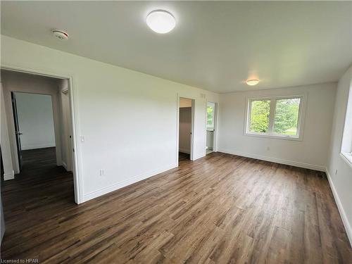 6450 Given Road, Minto Twp, ON - Indoor Photo Showing Other Room