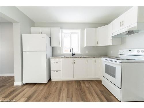 264 Edward Street, Wingham, ON - Indoor Photo Showing Kitchen