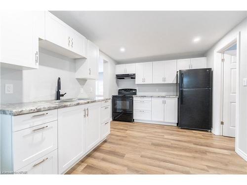 264 Edward Street, Wingham, ON - Indoor Photo Showing Kitchen