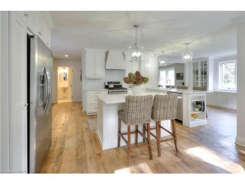 100 Caroline Street, Stratford, ON - Indoor Photo Showing Kitchen With Upgraded Kitchen