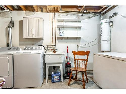 165 Clarence Avenue, Ingersoll, ON - Indoor Photo Showing Laundry Room