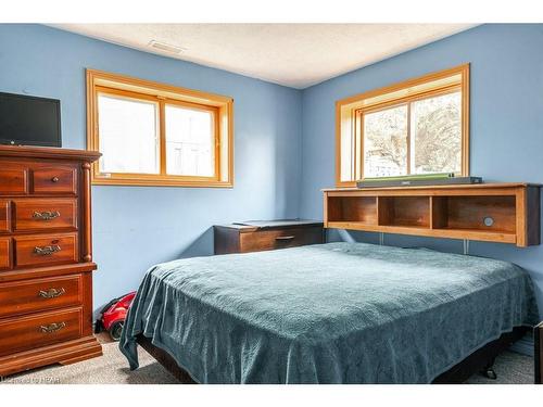 165 Clarence Avenue, Ingersoll, ON - Indoor Photo Showing Bedroom