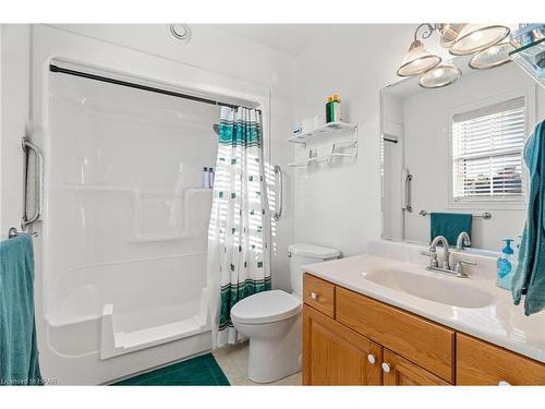 233 Bethune Crescent, Goderich, ON - Indoor Photo Showing Bathroom