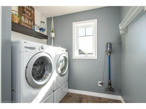 36 Ahrens Drive, Stratford, ON - Indoor Photo Showing Laundry Room