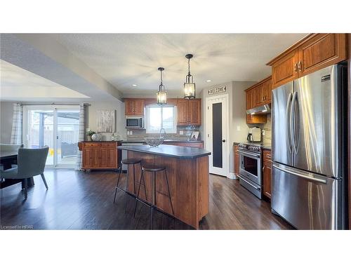 71 Clayton Street, Mitchell, ON - Indoor Photo Showing Kitchen With Stainless Steel Kitchen With Upgraded Kitchen