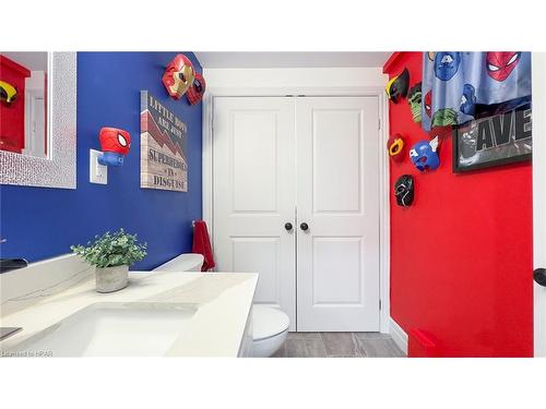 71 Clayton Street, Mitchell, ON - Indoor Photo Showing Bathroom