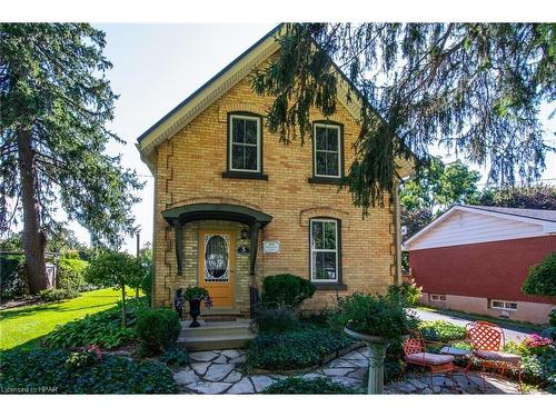 3 Elm Street, Stratford, ON - Outdoor