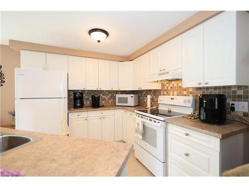 266 Pebble Beach Parkway, Grand Bend, ON - Indoor Photo Showing Kitchen