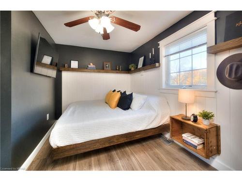 82 Park Street, St. Marys, ON - Indoor Photo Showing Bedroom