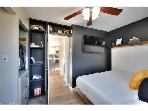 82 Park Street, St. Marys, ON - Indoor Photo Showing Bedroom