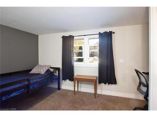 173 Washington Street W, Thamesford, ON - Indoor Photo Showing Bedroom