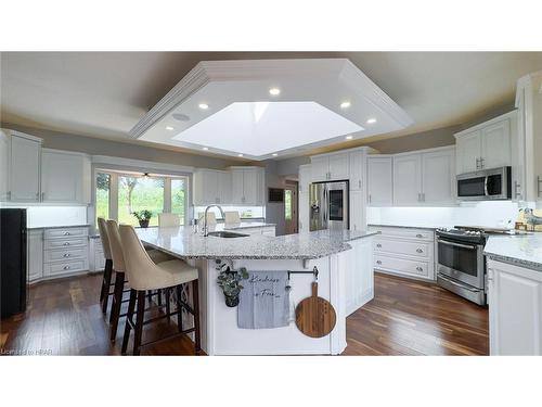 76000 London Road, Brucefield, ON - Indoor Photo Showing Kitchen With Upgraded Kitchen