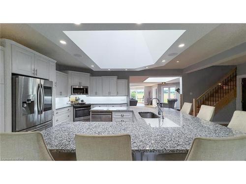 76000 London Road, Brucefield, ON - Indoor Photo Showing Kitchen With Upgraded Kitchen