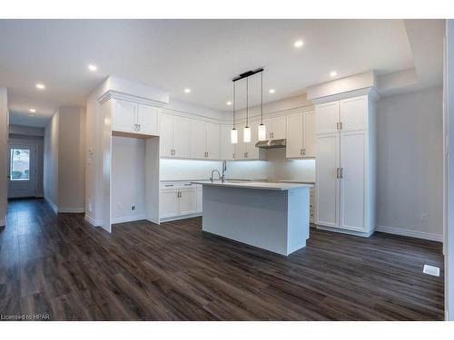 198 Snyder'S Road, Baden, ON - Indoor Photo Showing Kitchen