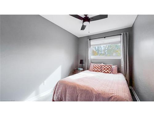 138 Sunset Drive, Goderich, ON - Indoor Photo Showing Bedroom