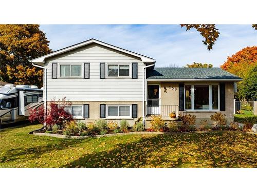 138 Sunset Drive, Goderich, ON - Outdoor With Facade