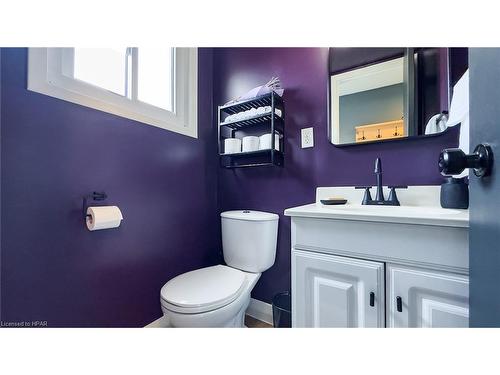 138 Sunset Drive, Goderich, ON - Indoor Photo Showing Bathroom