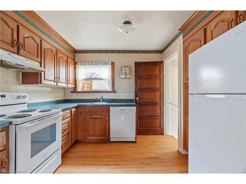 74 Main Street N, Seaforth, ON - Indoor Photo Showing Kitchen